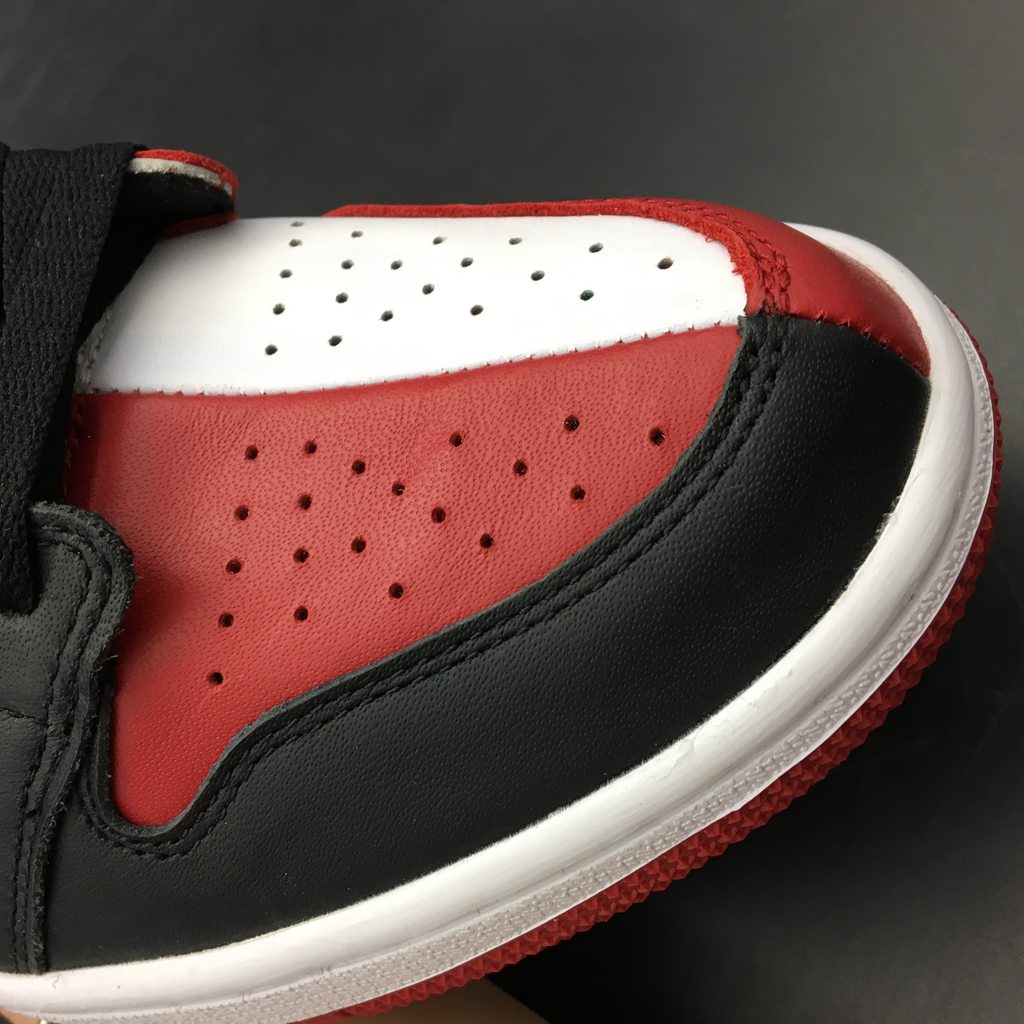 Air Jordan 1 AA3834-102